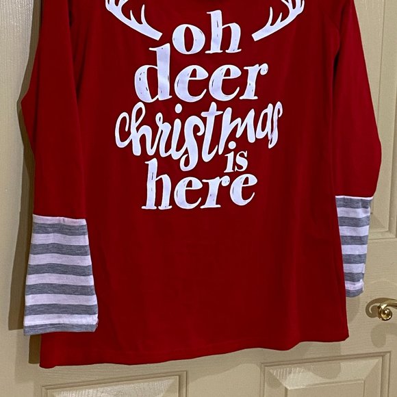 For G & PL Small Red Oh Dear Christmas is Here Long Sleeved Tee - Picture 5 of 6